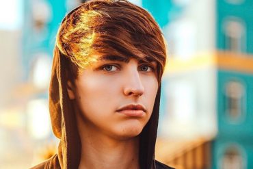 Who is Colby Brock? Wiki Biography, Age, Girlfriend, Net Worth      