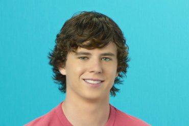 Charlie McDermott’s Biography, net worth. Is he married or gay?